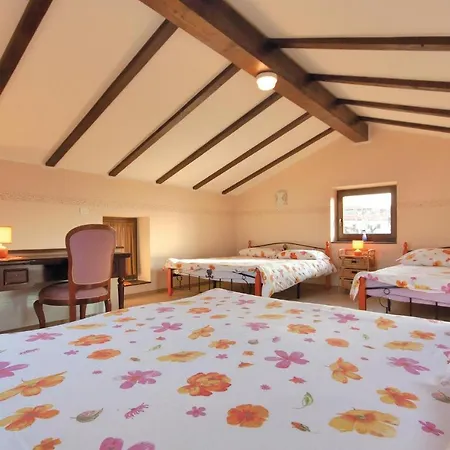 Tatil Evi Lovely In Kucibreg