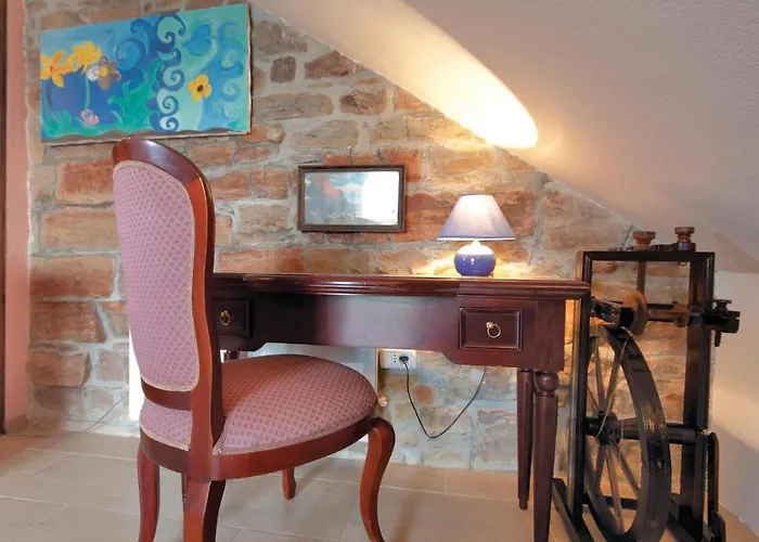 Lovely In Gracisce *