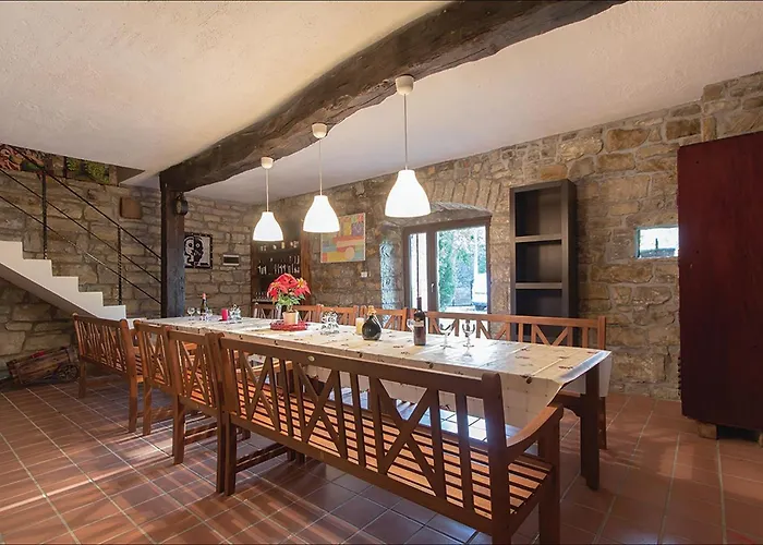 Lovely In Сasa de vacaciones